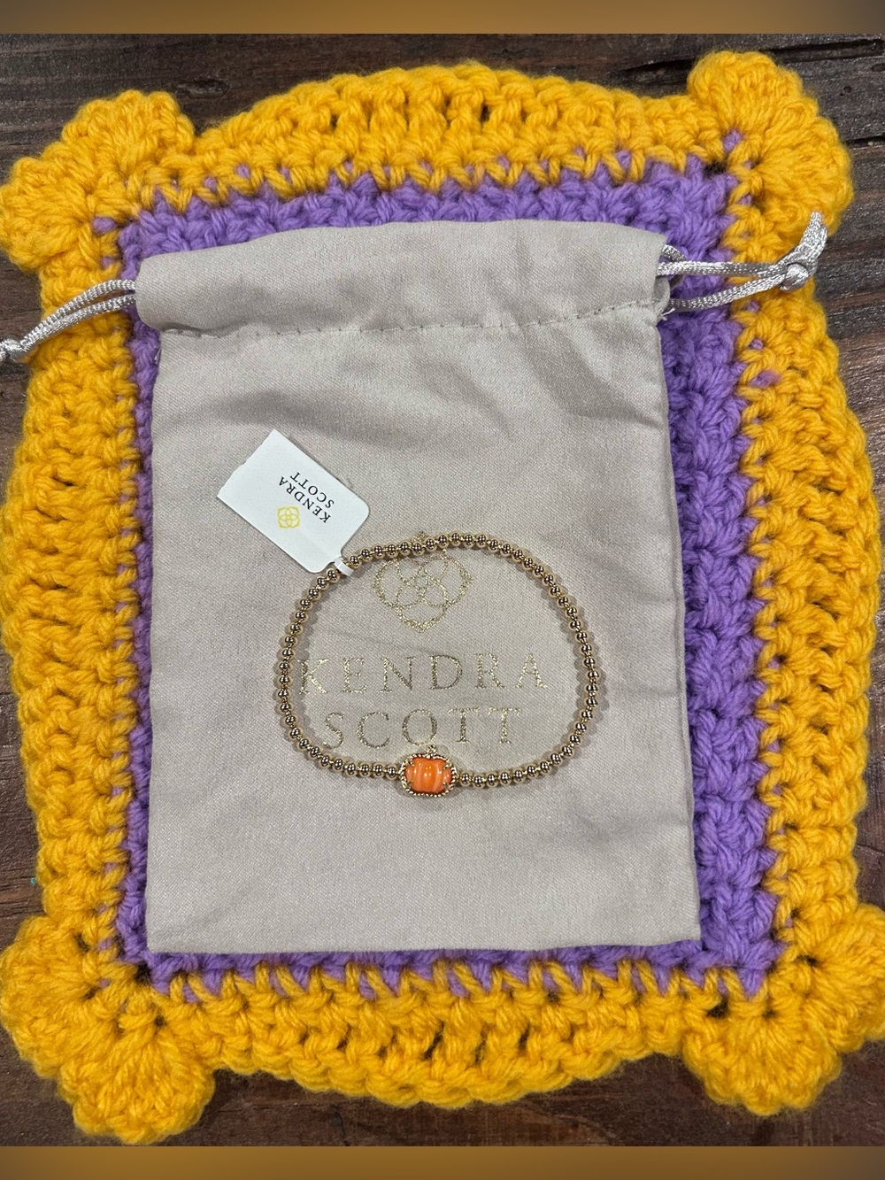 NWT Kendra Scott Pumpkin Gold Stretch Bracelet in Orange Mother-of-Pearl - Picture 2 of 4